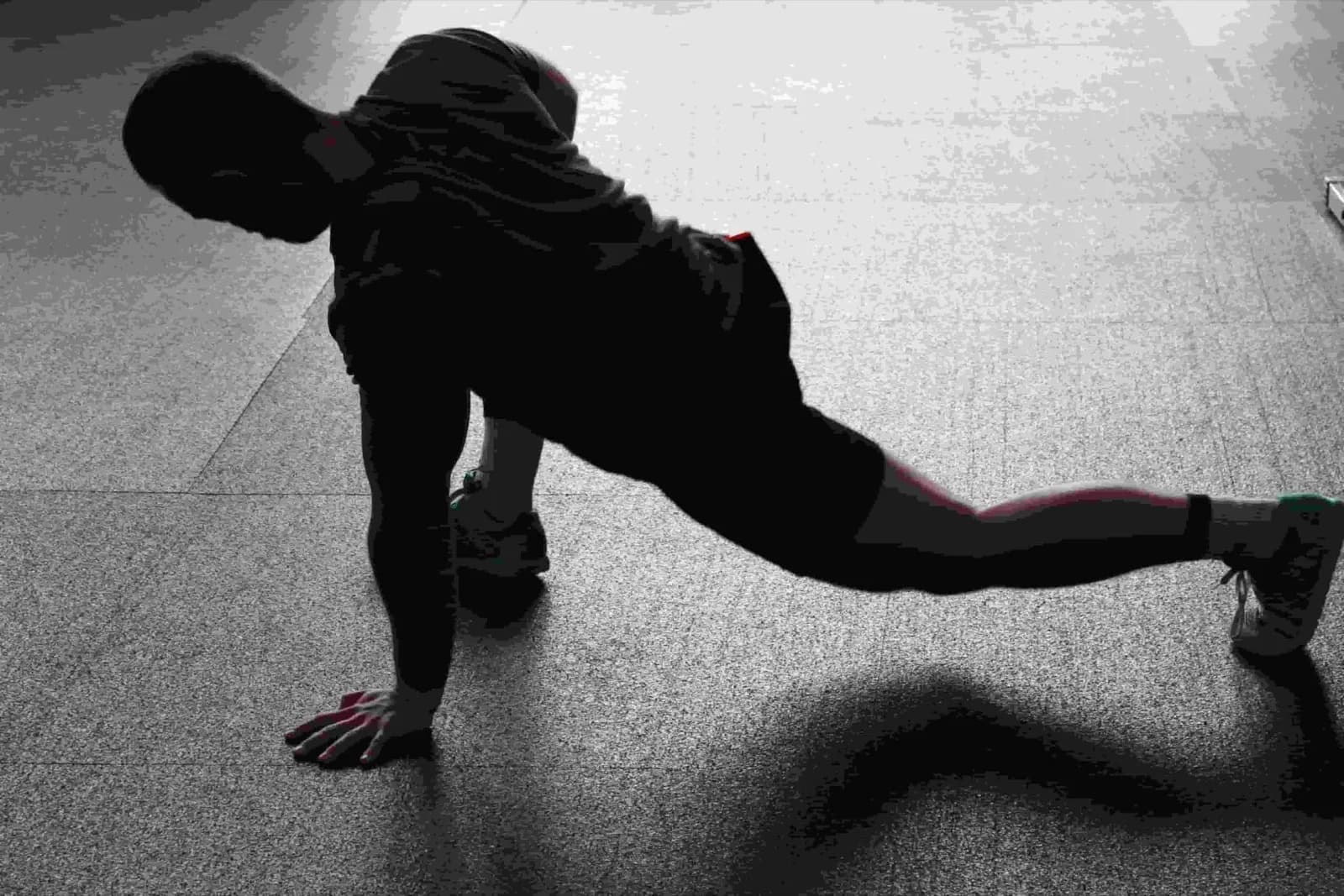 How to Tell the Difference Between Sciatica and Hamstring Pain?